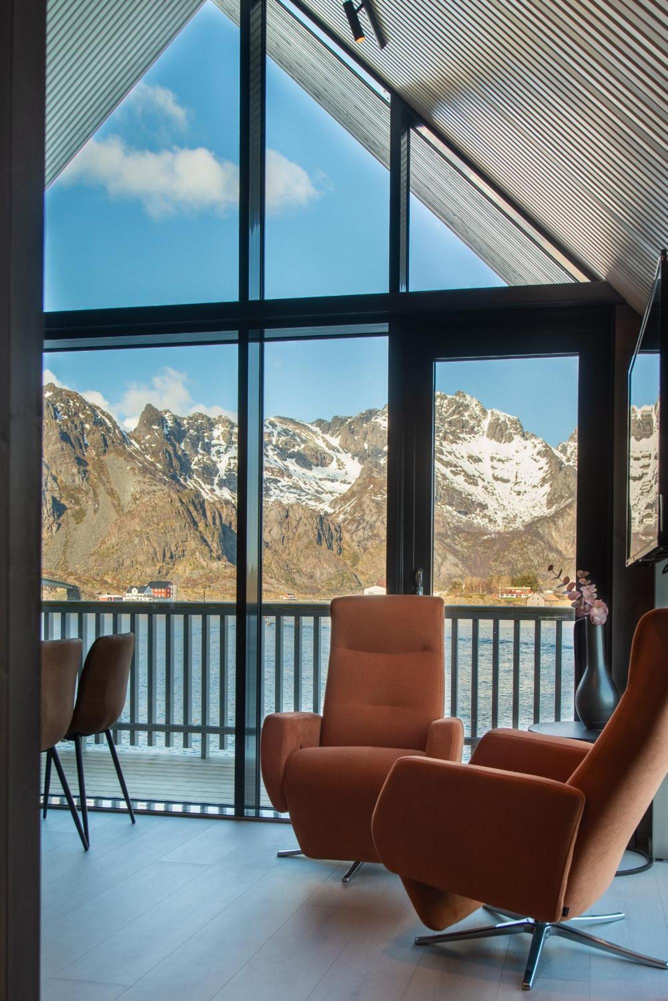Cornerview Apartment Henningsvær Kültér fotó