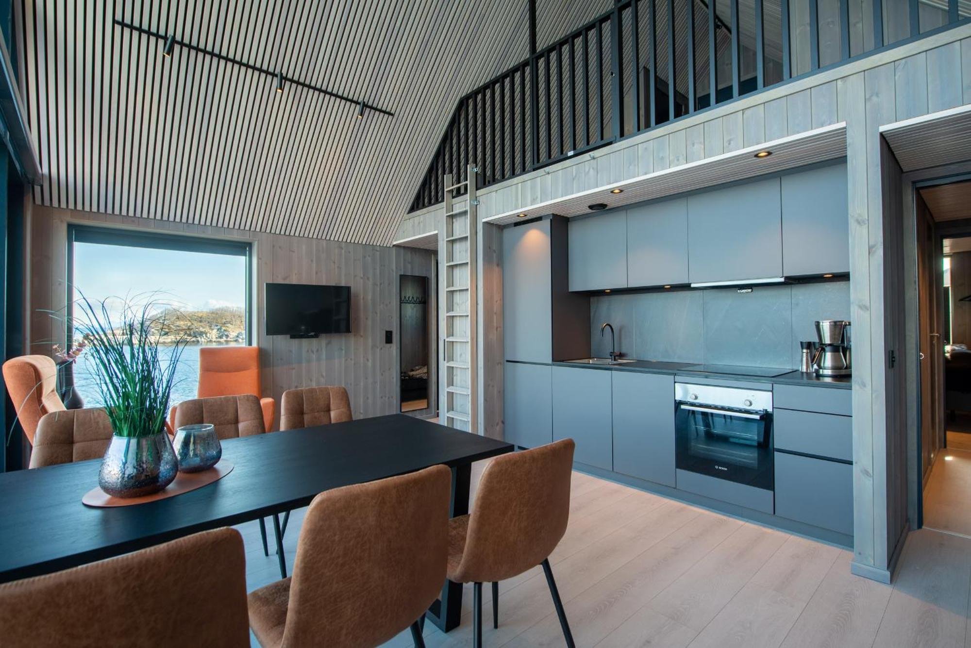 Cornerview Apartment Henningsvær Kültér fotó